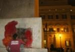 Ripulite dalle scritte piazza Montecitorio e zone limitrofe