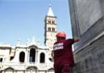 Pulizia straordinaria in piazza Santa Maria Maggiore